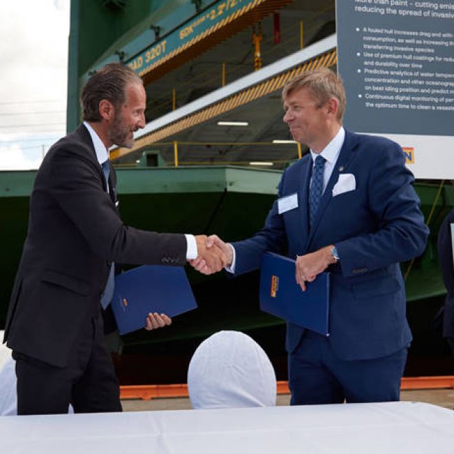 عقد قرارداد شرکت جوتن برای رنگ 42 کشتی 